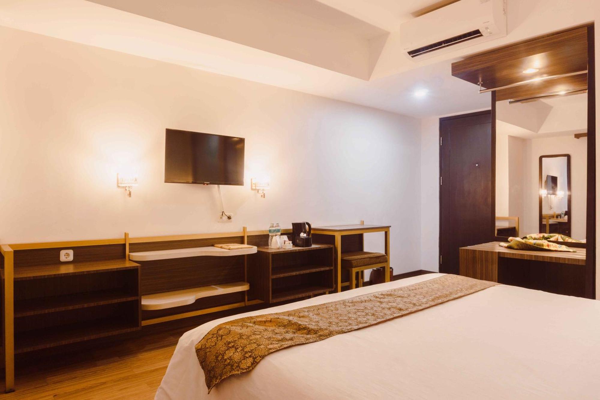 Fahira Hotel Syariah Bukittinggi Bagian luar foto
